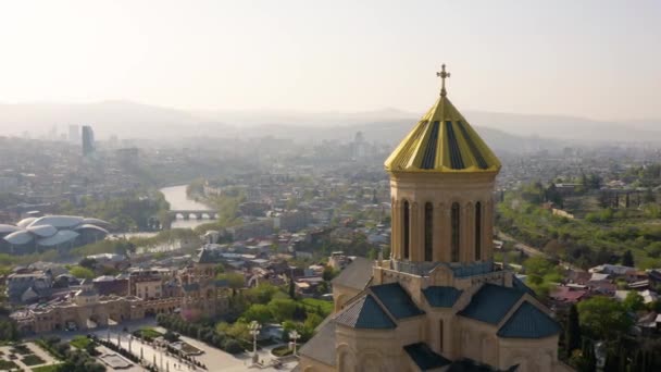 Heilige Drie-eenheid kathedraal van Tbilisi — Stockvideo