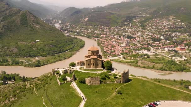 Aerial view of Jvari Monastery — Stock video