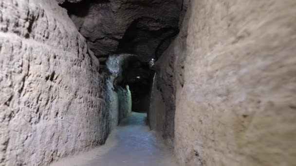 Tunnels of the Egyptian pyramids. Science, archeology, underground excavations. — Stock Video