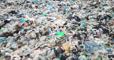 ABD 'de çevre felaketi, plastik atıkların gidecek hiçbir yeri yok. Büyük çöp sahası 
