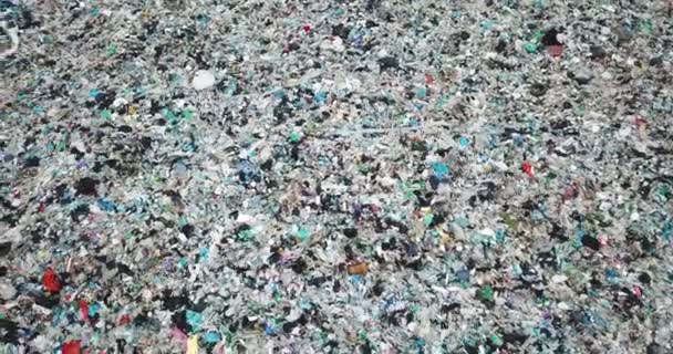 Plastik çöpler denize atıldı, kirletilmiş okyanus. Çevrenin ekolojik felaketi — Stok video