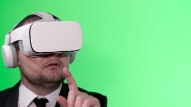 Ofisteki modern sanal gerçeklik görsel teknolojisi, Glass Over Chroma Kay Gren Streen