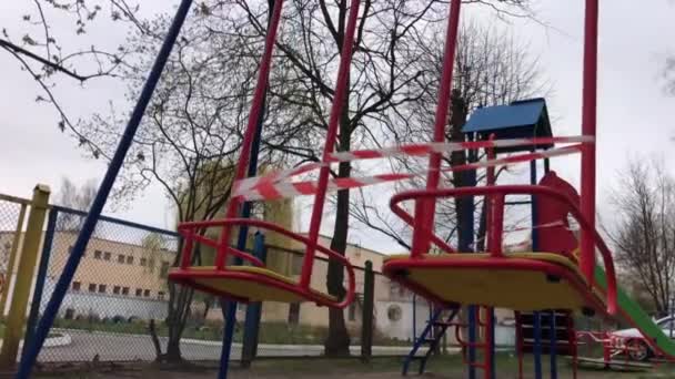 Playgrounds prohibited during quarantine, pandemic — Stockvideo