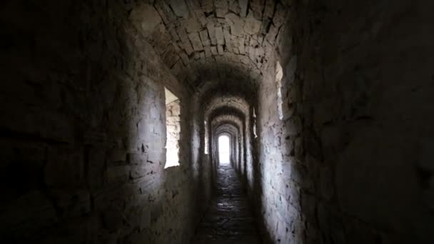 Walk through the ancient beautiful corridor. — Video Stock