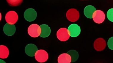 Soyut arkaplan. Işığın bulanık tarafı. Işığın etrafında hareket ediyor.