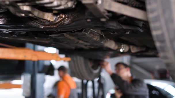 Locksmith Repairs Car Replacement Brake Discs Pads Car Repair Car — ストック動画