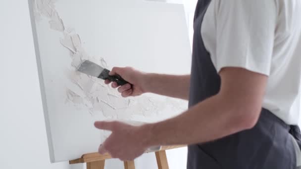 Talented Artist Enjoys Process Work Applies Plaster Base Future Picture — Αρχείο Βίντεο