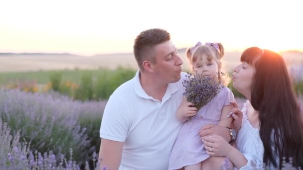 Portrait Young Happy Family Lavender Field Sunset — Wideo stockowe