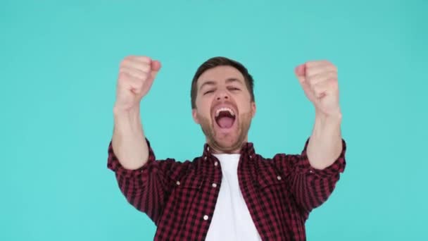 Joyful Bearded Guy Checkered Shirt Looking Shouting Happiness Shouts Yes — Stockvideo