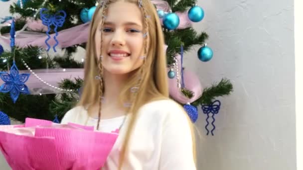 Beautiful Blond Teen Girl Holding Bouquet Which Candy Woven Girl — Video Stock