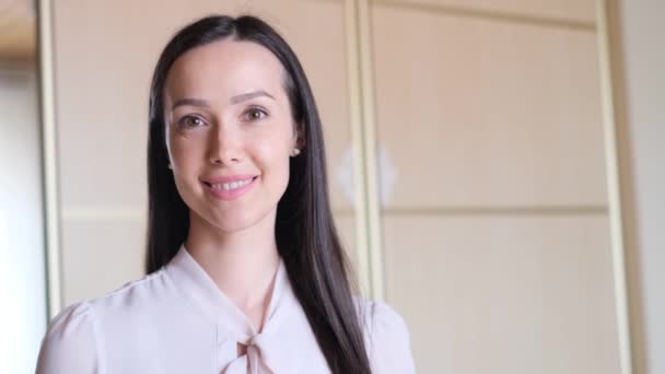 Confident Young European Businesswoman Beautiful Face Posing Camera Confident Smile — Stock Video