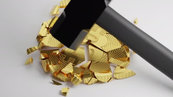 3D渲染黄金比特币崩盘与锤击 加密货币投资技术数码货币崩盘危机概念设计基于白色背景动画4K镜头 — 图库视频影像