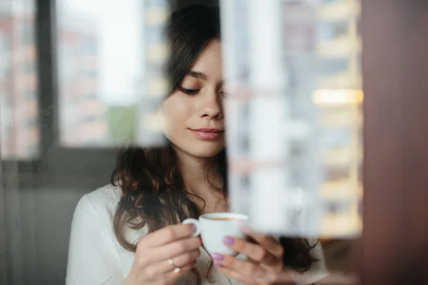 Beautiful Caucasian Woman Drinking Hot Coffee Tea Looking Window Indoor — Stock Photo, Image