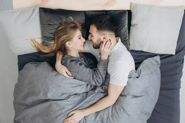 Sensual Couple Bed Cuddling — Stock Photo, Image