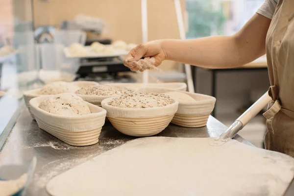 Baker Woman Sprinkles Flour Shaped Loaves Rustic Style Bread Baking — Foto de Stock