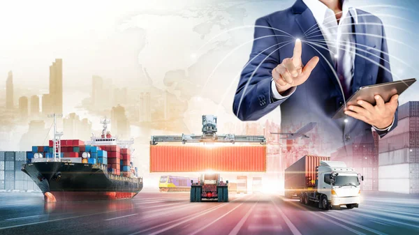 Businessman Touting Virtual Screen World Map Global Logistics Network Distribution — 스톡 사진