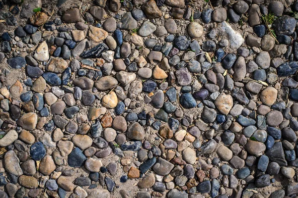 Sfondo Astratto Pietra Schiacciata Multicolore Sulla Strada Alla Luce Del — Foto Stock