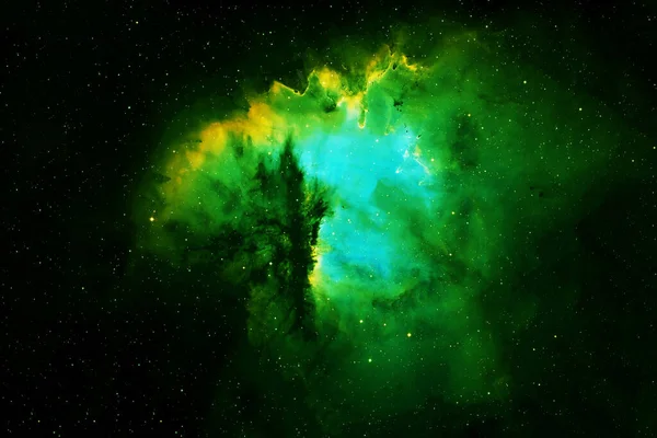 Bela nebulosa espacial de cor verde. Elementos desta imagem foram fornecidos pela NASA . — Fotografia de Stock