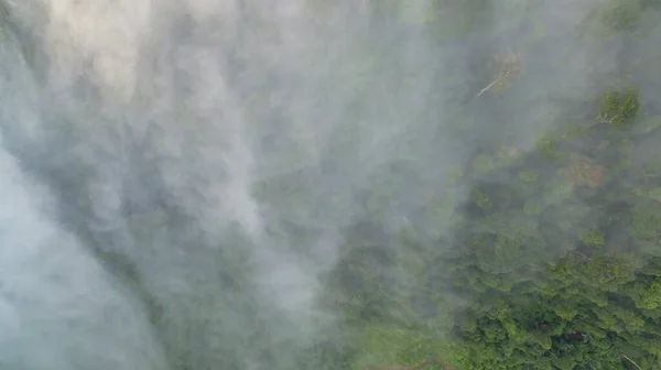 Nebbia Vista Aerea Sopra Montagna Nella Foresta Pluviale Tropicale — Foto Stock