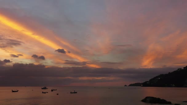 Barcos Vista Aérea Hermoso Cielo Crepúsculo — Vídeos de Stock