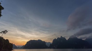 Dağ sırasının üstündeki zaman aralığı