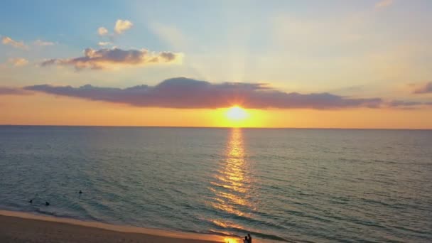 Vacker Solnedgång Karon Beach Phuket — Stockvideo