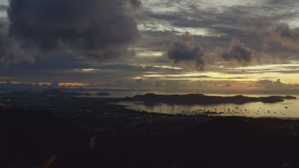 Himmel Med Solnedgång Över Havet — Stockvideo