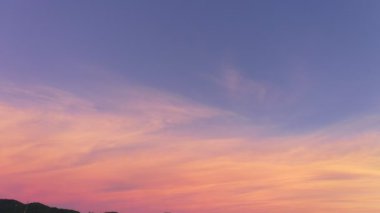 Hava manzarası günbatımında güzel gökyüzü.