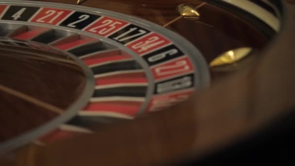 The rotating roulette wheel in the casino — Stock Video