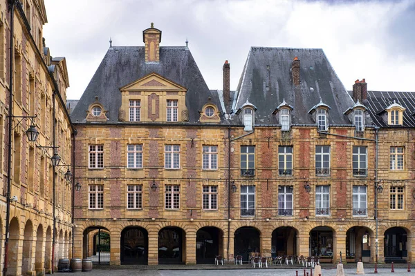 Typická Architektura Města Charleville Mzire Francii Centru Města Náměstí Ducale — Stock fotografie