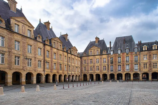 Typowa Architektura Miasta Charleville Mzire Francji Centrum Miasta Place Ducale — Zdjęcie stockowe