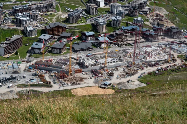 Cranes House Construction Site Mountain Town — Stock Photo, Image