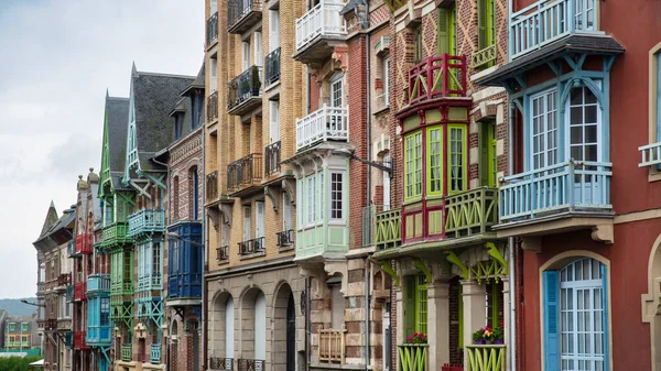 Maisons Anciennes Colorées Typiques Bord Mer Dans Ville Mer Les — Photo