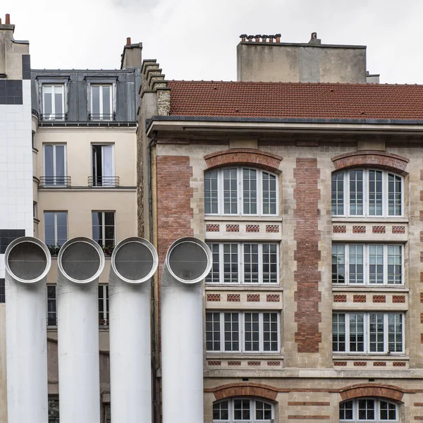 Paris Fransa Daki Eski Bir Binanın Mimarisi Havalandırma Sistemi — Stok fotoğraf