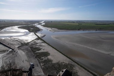 Fransa, Normandiya 'daki Mont Saint Michel' in gelgit körfezi
