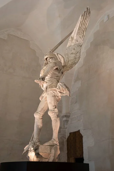 Primer Plano Estatua Del Arcángel Miguel Mont Saint Michel —  Fotos de Stock