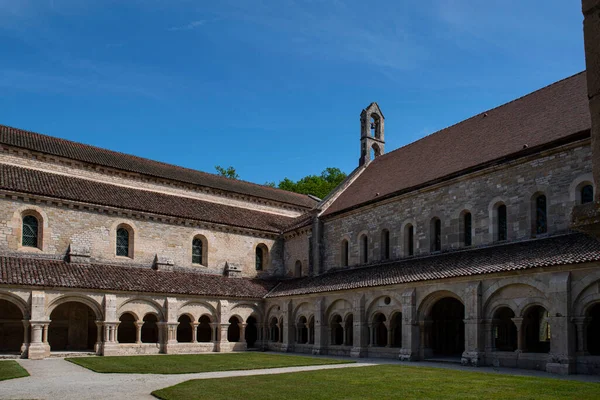 法国勃艮第Fontenay西斯特恩斯修道院的建筑 — 图库照片