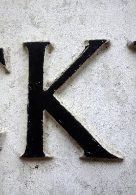 Sıkıntılı Durum Tipografisinde Yazılı Sözcük Bulundu K Harfi