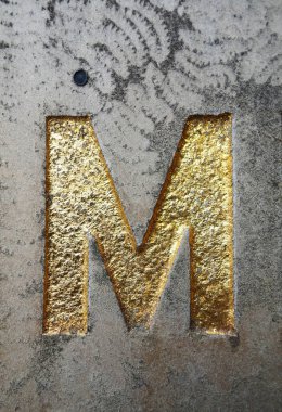 Sıkıntılı Durum Tipografisinde Yazılı Bir Harf Bulundu