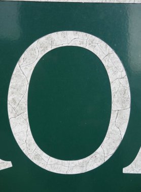 Sıkıntılı Durum Tipografisinde Yazılı Bir Harf Bulundu