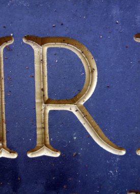 Sıkıntılı Durum Tipografisinde Yazılı Bir Harf Bulundu