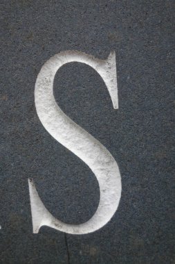 Sıkıntılı Durum Tipografisinde Yazılı Sözcükler Bulundu