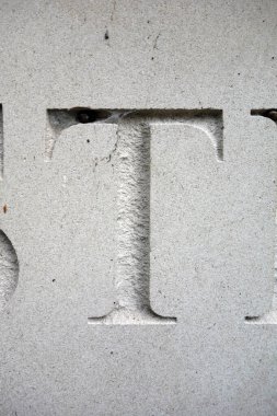 Sıkıntılı Durum Tipografisinde Yazılı Bir Harf Bulundu