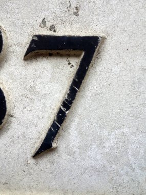 Sıkıntılı Durum Tipografisinde Yazılı Sözcük 7 Numara Bulundu