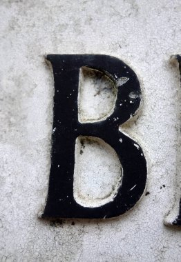 Sıkıntılı Durum Tipografisinde Yazılı Sözcük B Harfi Bulundu