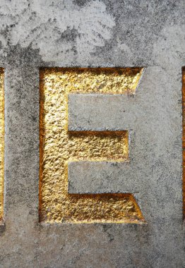 Sıkıntılı Durum Tipografisinde Yazılı Bir Harf Bulundu