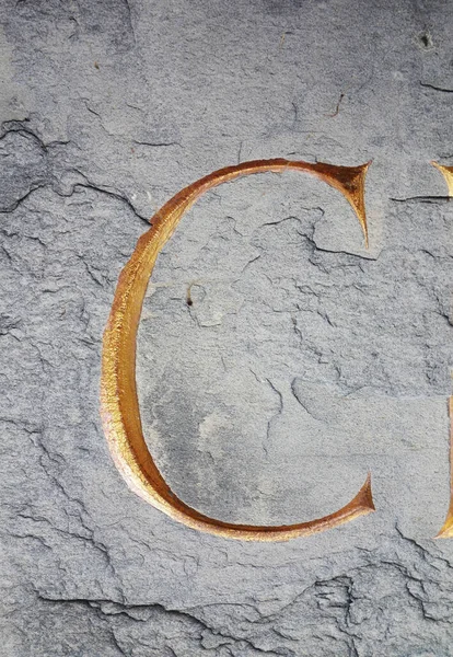 Sıkıntılı Durum Tipografisinde Yazılı Sözcük C Harfi Bulundu