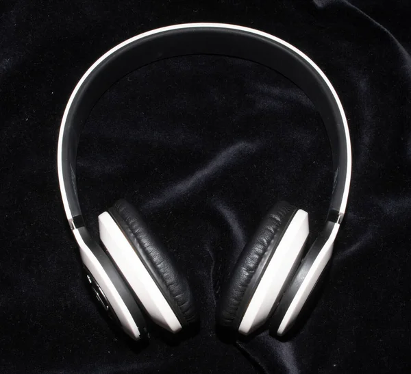 Whireless White Headphones Black Background — Stock Photo, Image