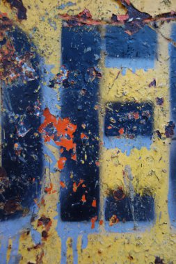 Sıkıntılı Durum Tipografisi ile Yazılan Harf Bulundu