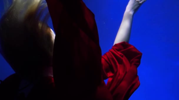 Slow Motion Underwater Portrait Young Beautiful Woman Red Dress — 图库视频影像